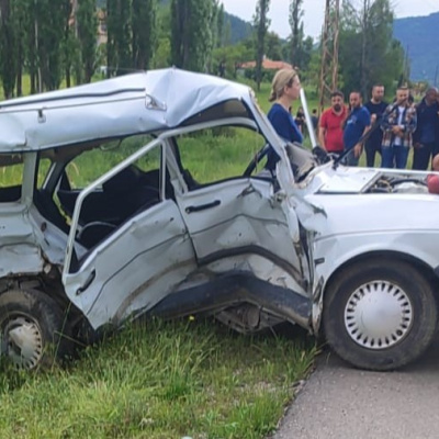 Amasya'da feci kaza: 2 ölü 2 yaralı
