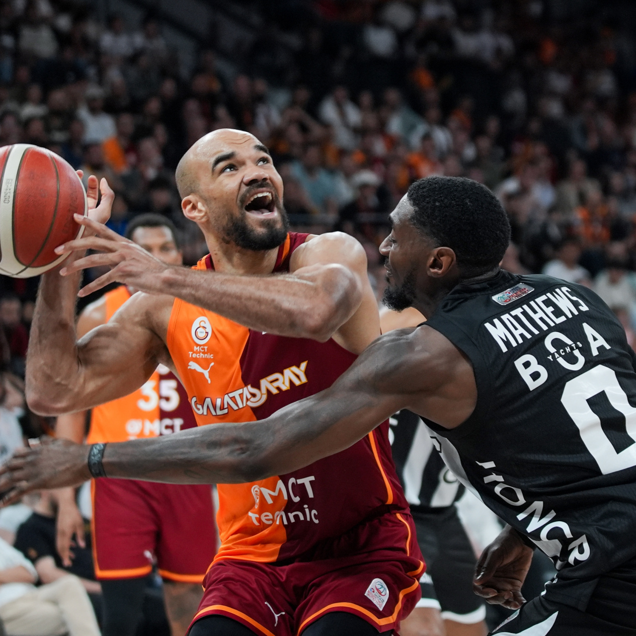 Galatasaray derbide seriyi eşitledi!