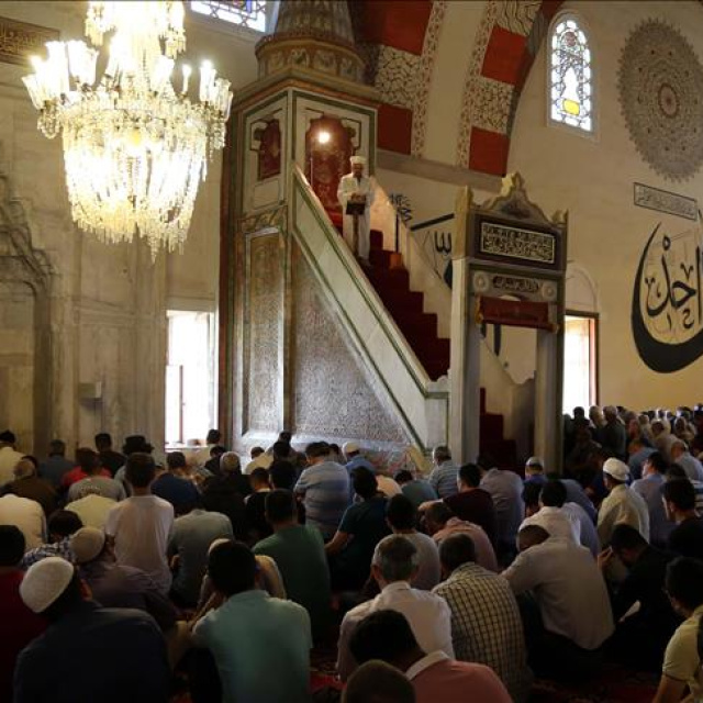 Bugünkü Cuma hutbesinin konusu nedir?