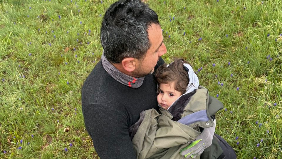 Kayıp çocuk, yaylada uyurken bulundu