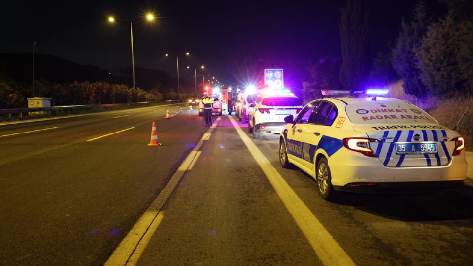 İzmir'de kaza! 2 kişi hayatını kaybetti