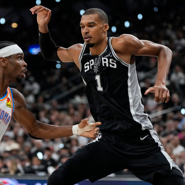 Spurs, Thunder'la seriyi eşitledi!