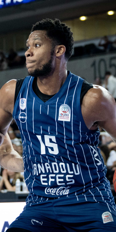 Anadolu Efes yarı finale yükseldi!