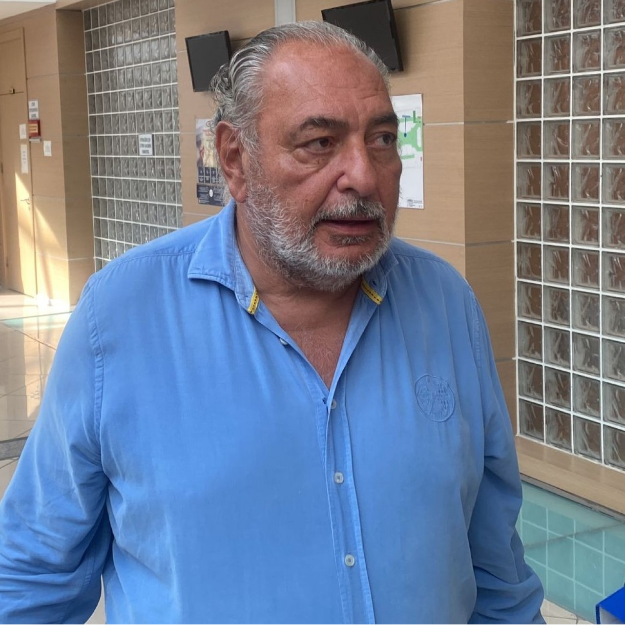 Reha Muhtar hastaneye kaldırıldı