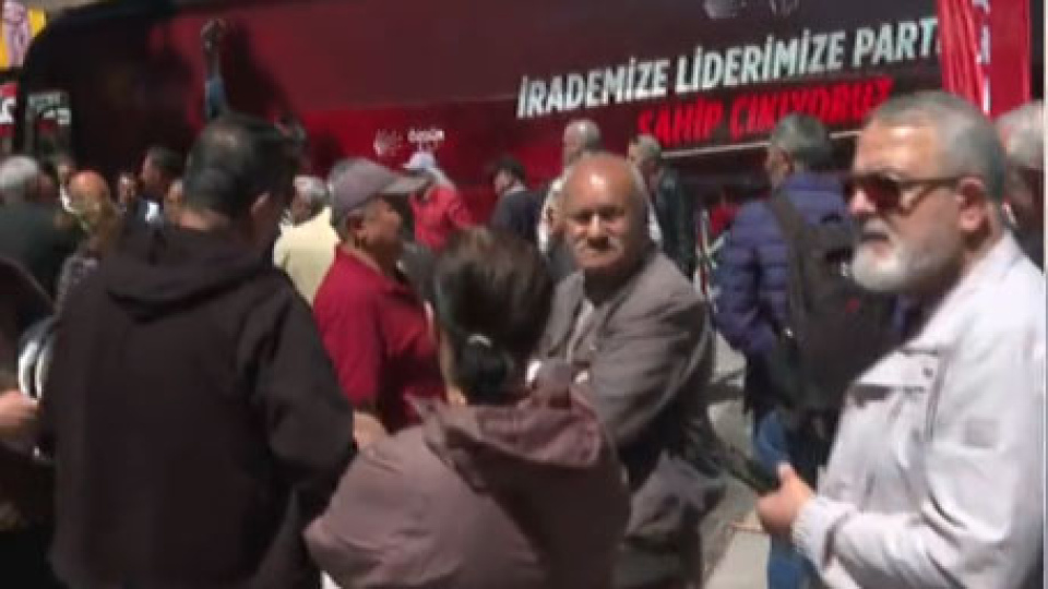 CHP'de 2. bayramlaşma Güvenpark'ta İl başkanlığında