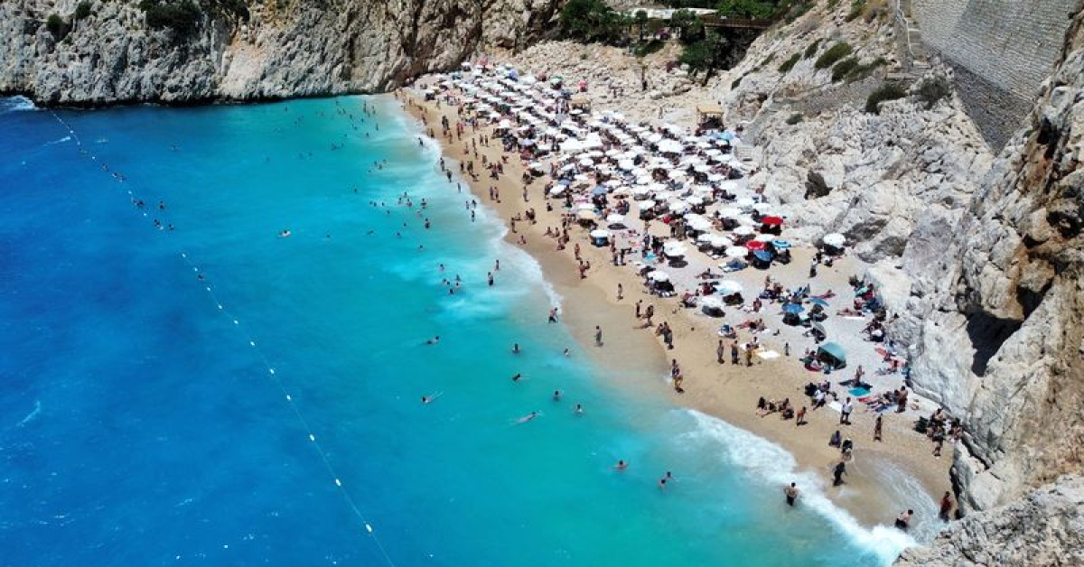 Avrupa'nın en iyi 10 plajından biri Türkiye'de: Kaputaş