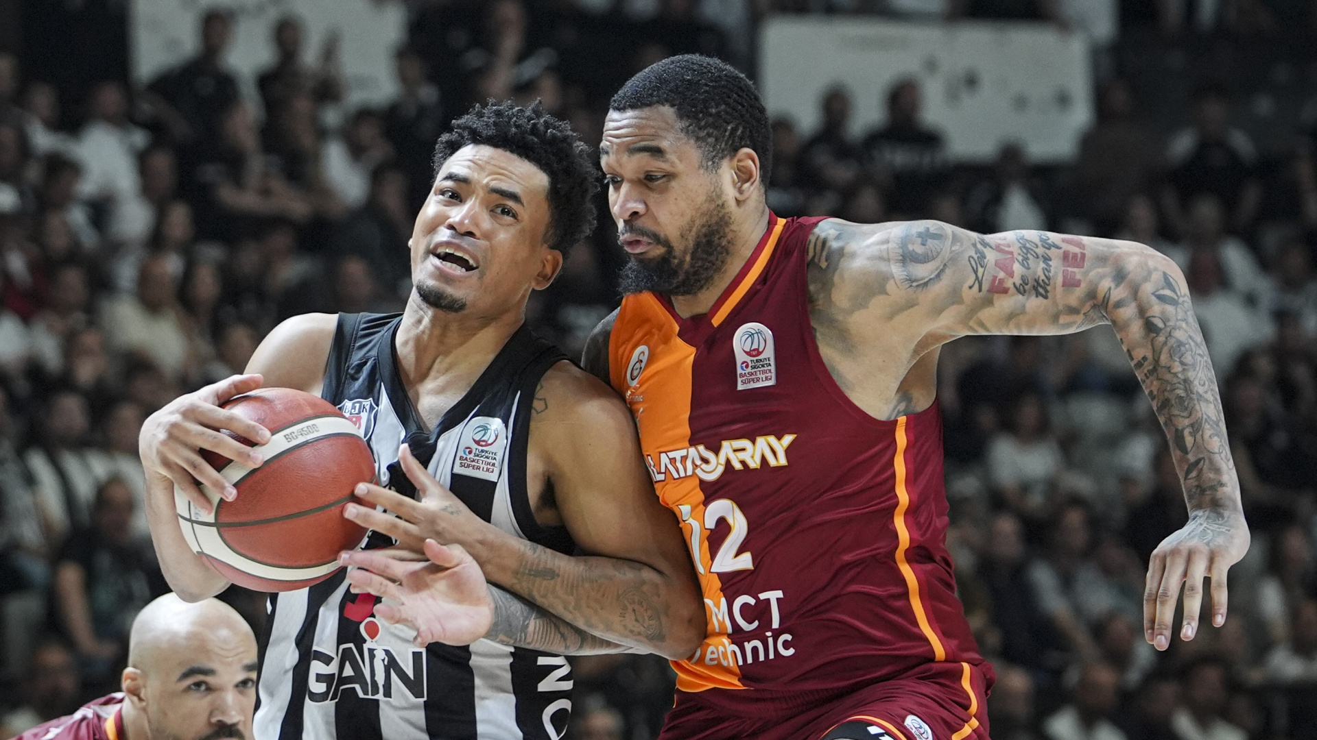 Beşiktaş GAİN, Galatasaray'ı 71-68 Yenerek Yarı Finale Yükseldi