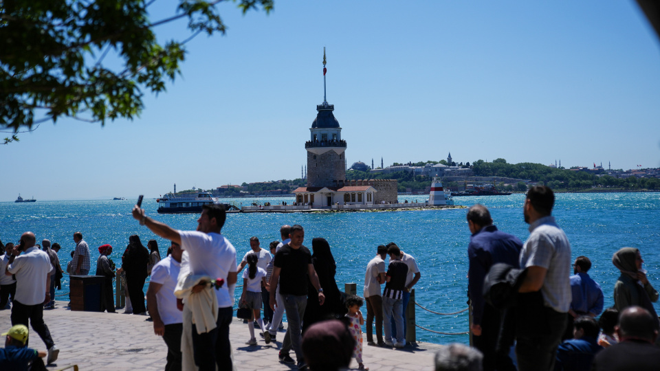 Sıcaklık artıyor! Şiddetli rüzgar uyarısı var!