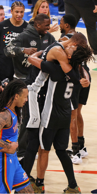 Spurs 12 yıl sonra NBA finalinde!