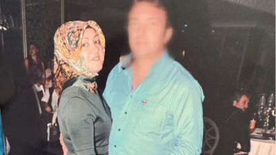 Karısını katletti! Önceden çelenk göndermesi planlı cinayetin delili sayıldı!