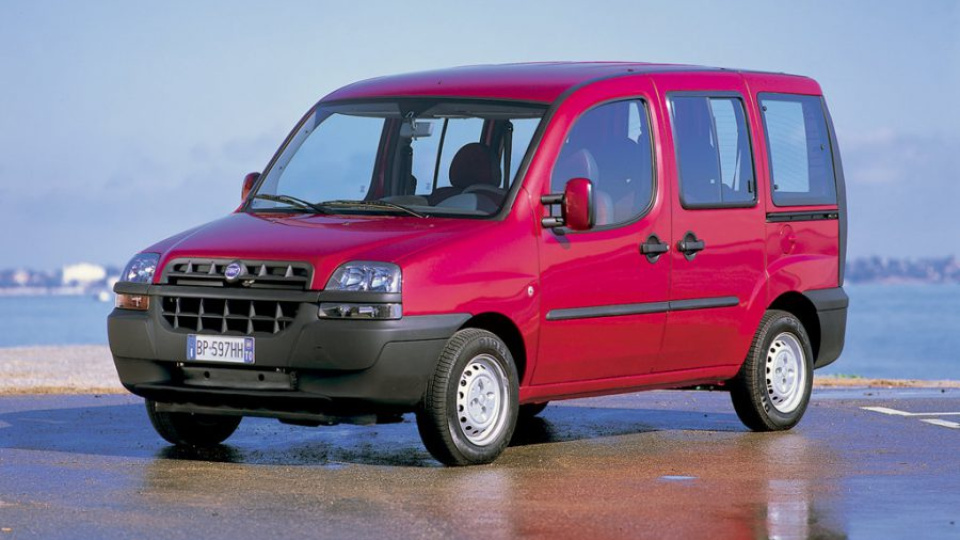 Doblo yuvasına dönüyor
