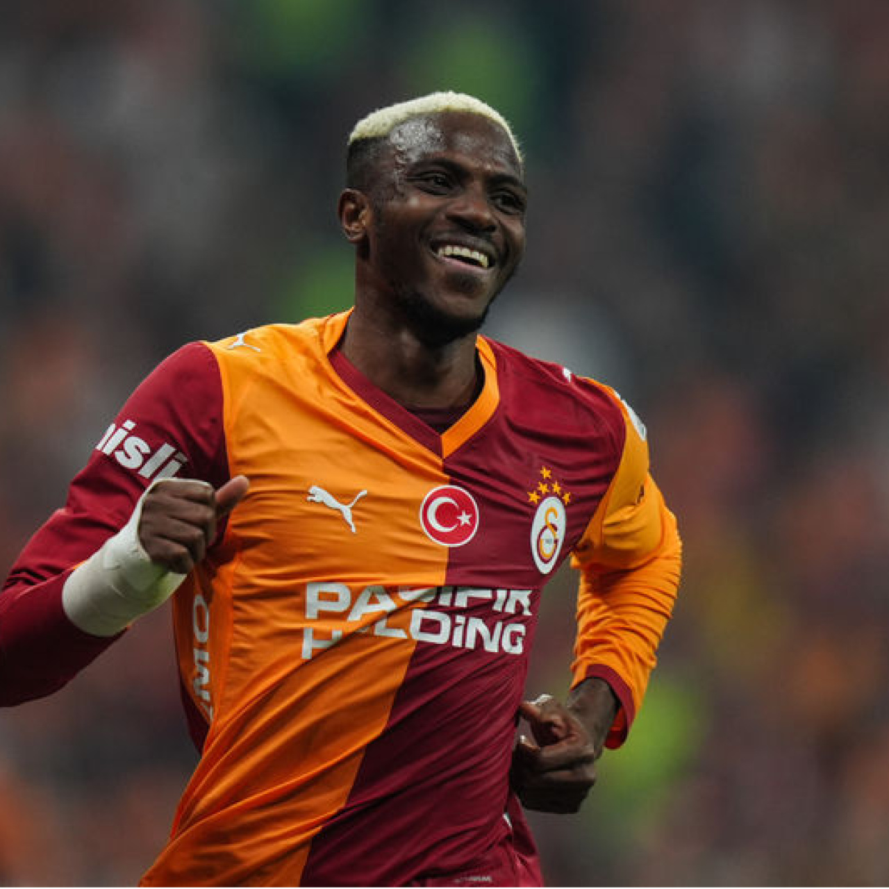 Osimhen Devler Ligi'nde zirvede!