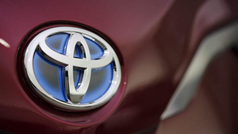 Toyota 23 yıl sonra tahtını kaybetti