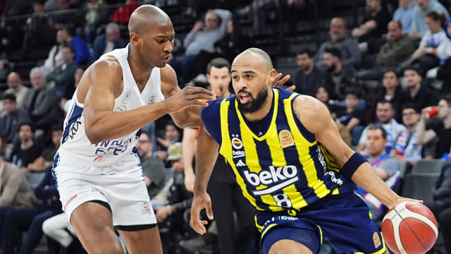 Fenerbahçe Beko-Anadolu Efes play-off maçı saat kaçta?