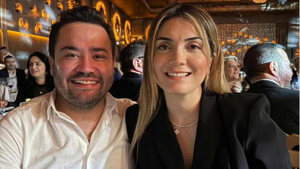 Zuhal Böcek'e yurt dışı yasağı