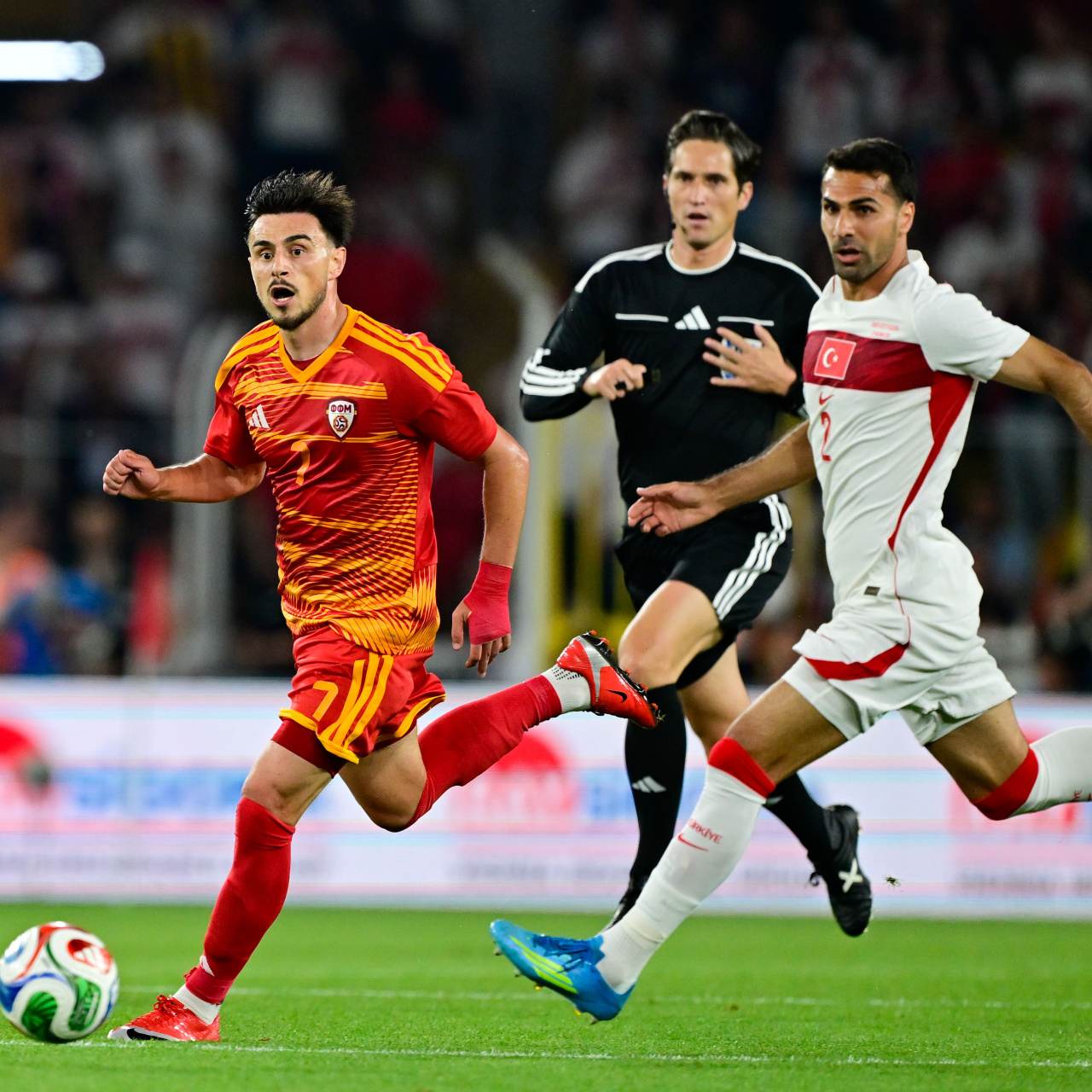 Eljif Elmas'tan Türkiye'ye transfer sözleri!