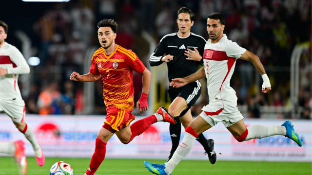 Eljif Elmas'tan Türkiye'ye transfer sözleri!