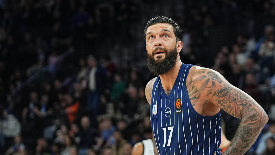 Anadolu Efes'ten sakatlık açıklaması!