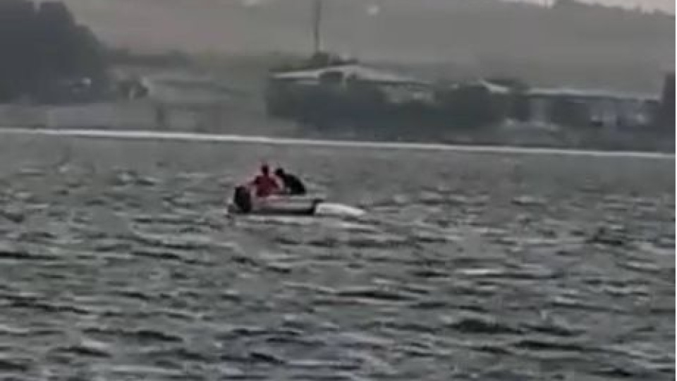 Alabora oldu! 2 kişi kurtarıldı