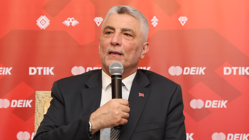 "Fransa ile dış ticaret hacminin 30 milyar dolara ulaşmasını hedefliyoruz"