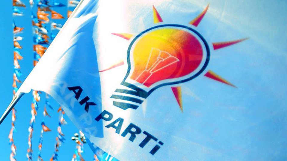 AK Parti kampa giriyor
