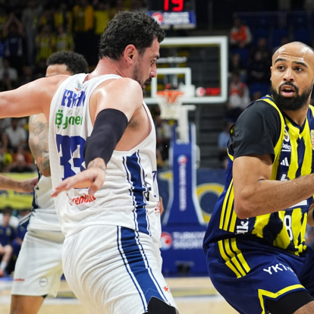 Fenerbahçe Beko-Anadolu Efes maçı saat kaçta?