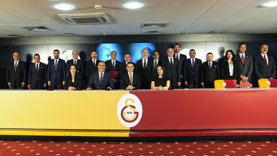 G.Saray'da görev dağılımı belli oldu