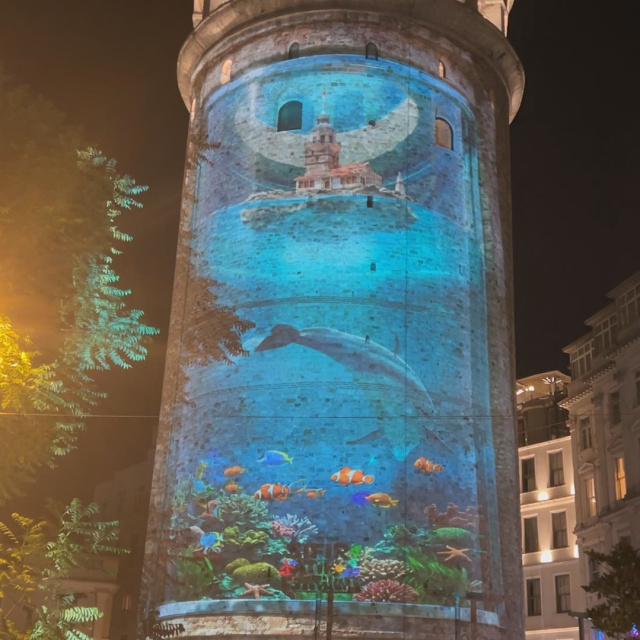 Galata Kulesi geleceği aydınlattı