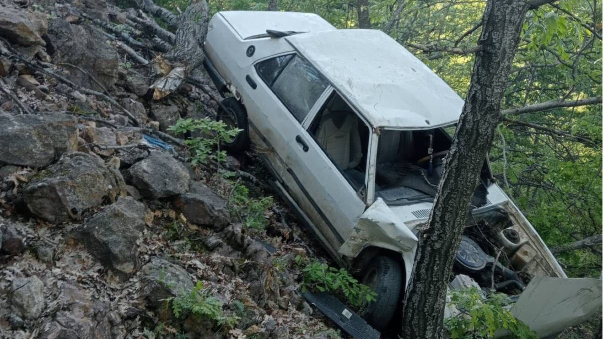 Tokat'ta uçuruma yuvarlanan otomobilin sürücüsü hayatını kaybetti