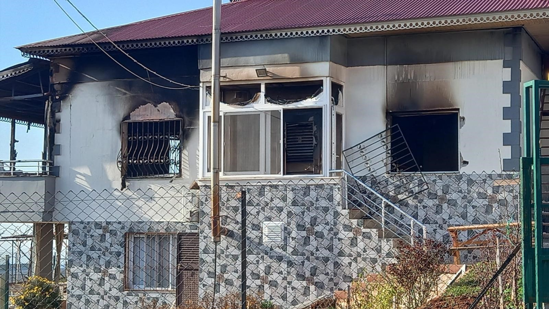 Mersin'de emekli çiftin ölümünde yangın değil cinayet şüphesi