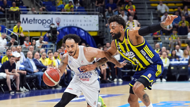 Anadolu Efes, F.Bahçe Beko'yu konuk edecek!
