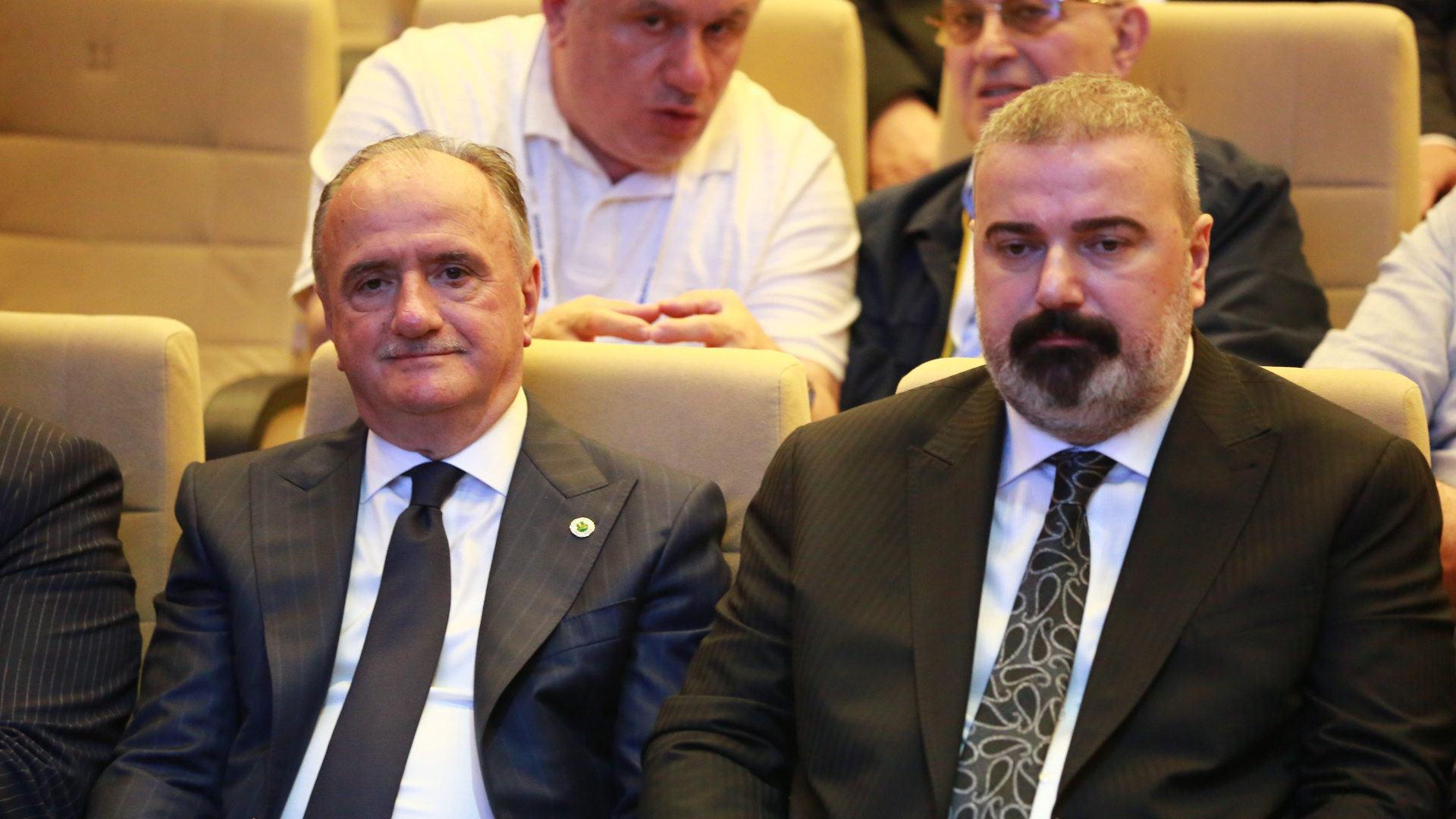 Çaykur Rizespor'un yeni başkanı Ali Zeki Saruhan oldu