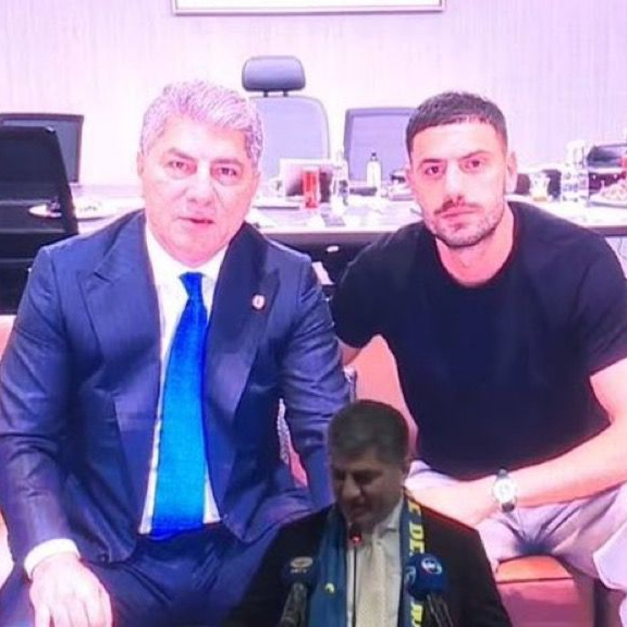 Hakan Safi Merih Demiral'ı açıkladı!