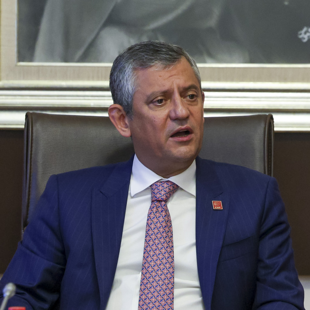 Özgür Özel: Tek talebim kurultay
