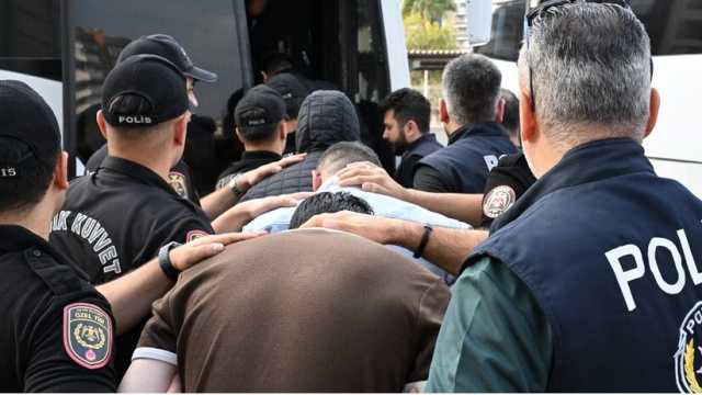 Van'da yasa dışı bahis operasyonu: 14 tutuklama