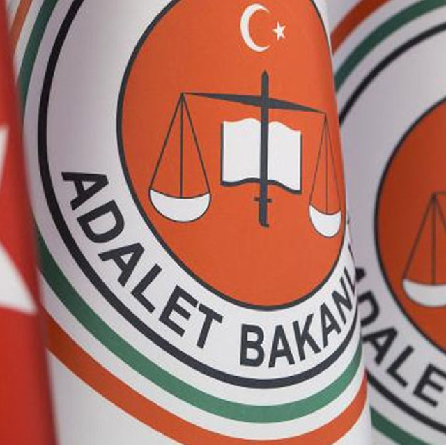Adalet Bakanlığı 900 icra katibi alımı yapıyor