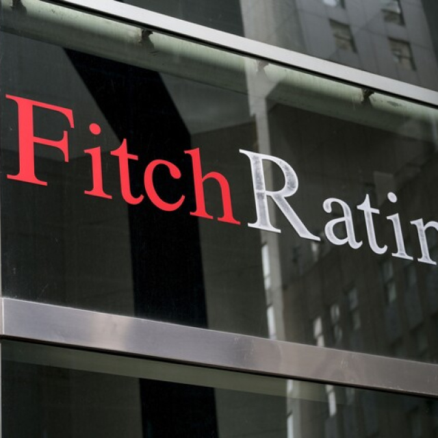 Fitch, küresel büyüme beklentisini düşürdü