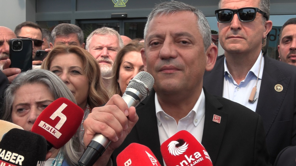 Özgür Özel programını açıkladı