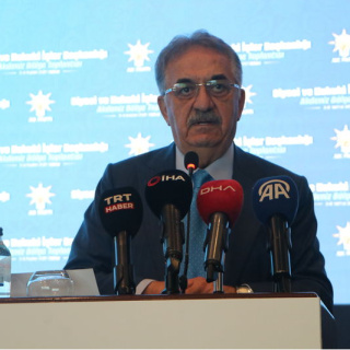 "Yeni anayasa referandumla hayat bulacak"