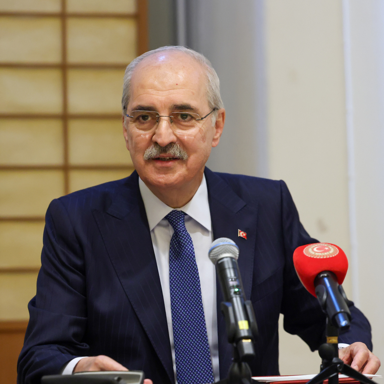 'Genel başkanlar grupta konuşabilir'