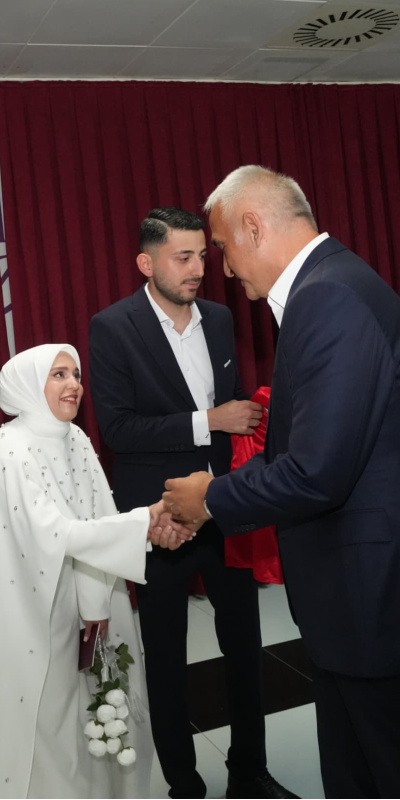 Yeni evlenen çiftlere sürpriz