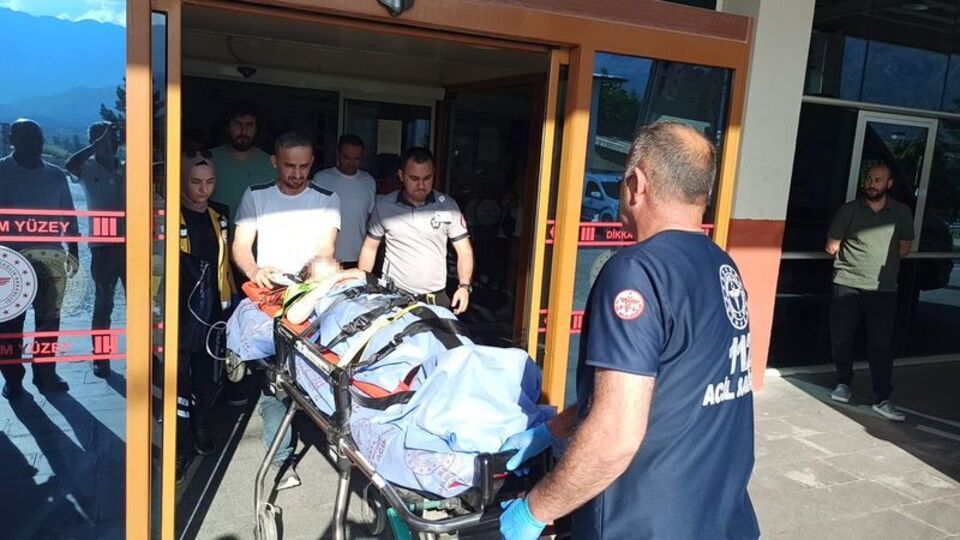 11 yaşındaki çocuk balkondan düştü