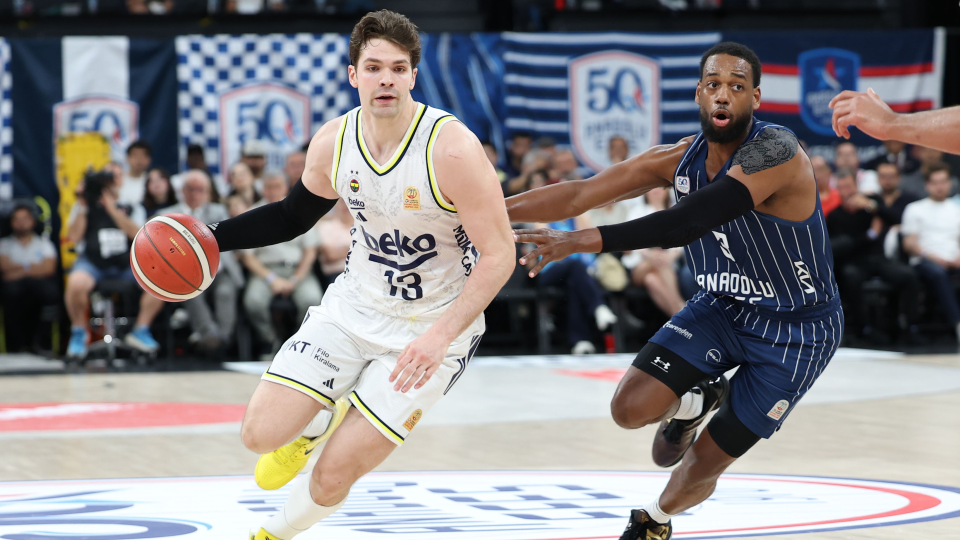 Basketbol Süper Ligi'nde ilk finalist Fenerbahçe Beko!
