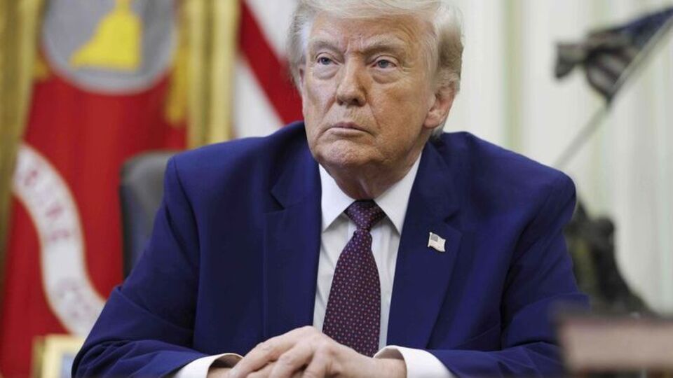 Trump, röportajı yarıda bıraktı
