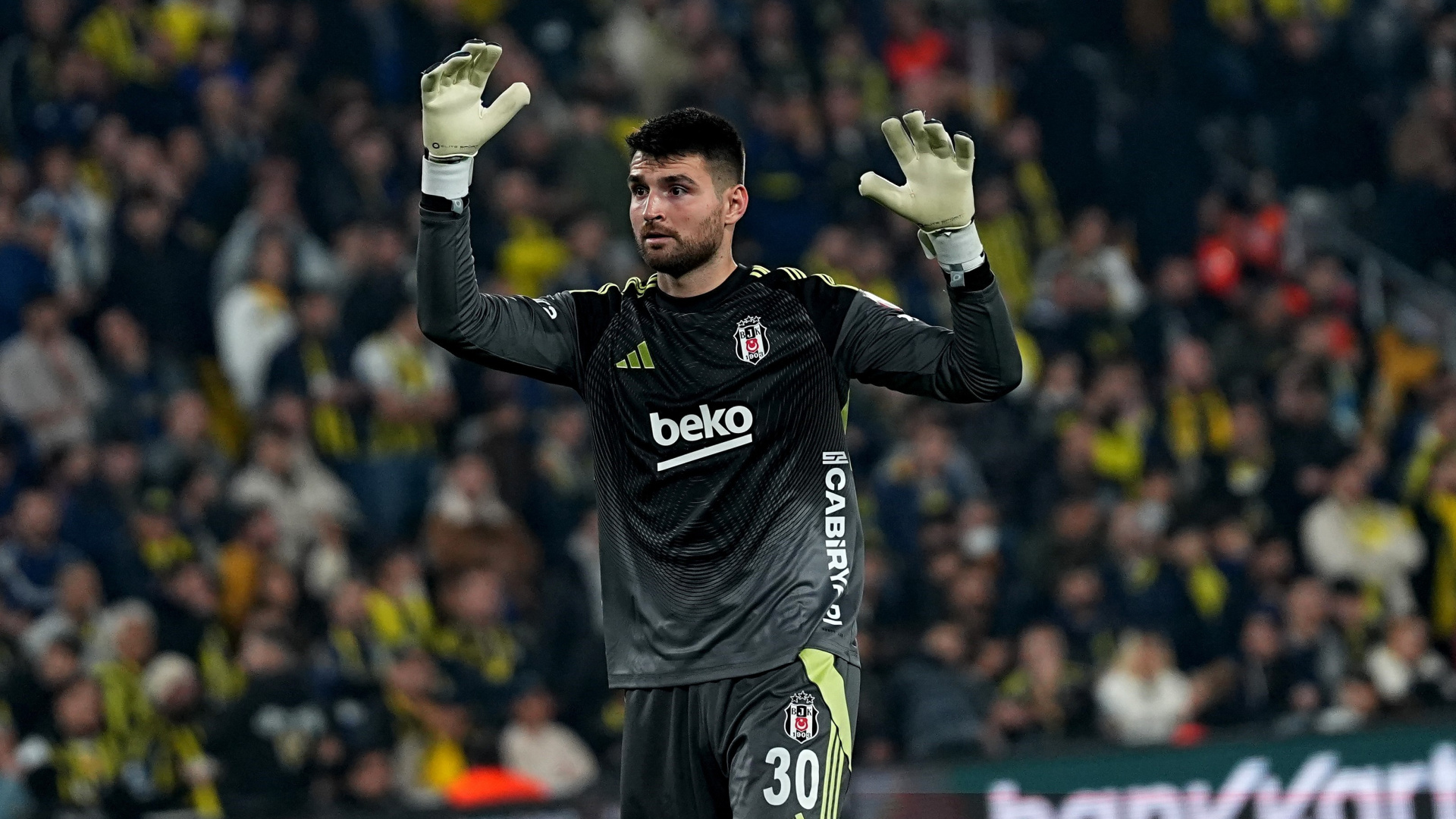 Beşiktaş'ta Ersin Destanoğlu için karar anı: İspanya'dan teklif var