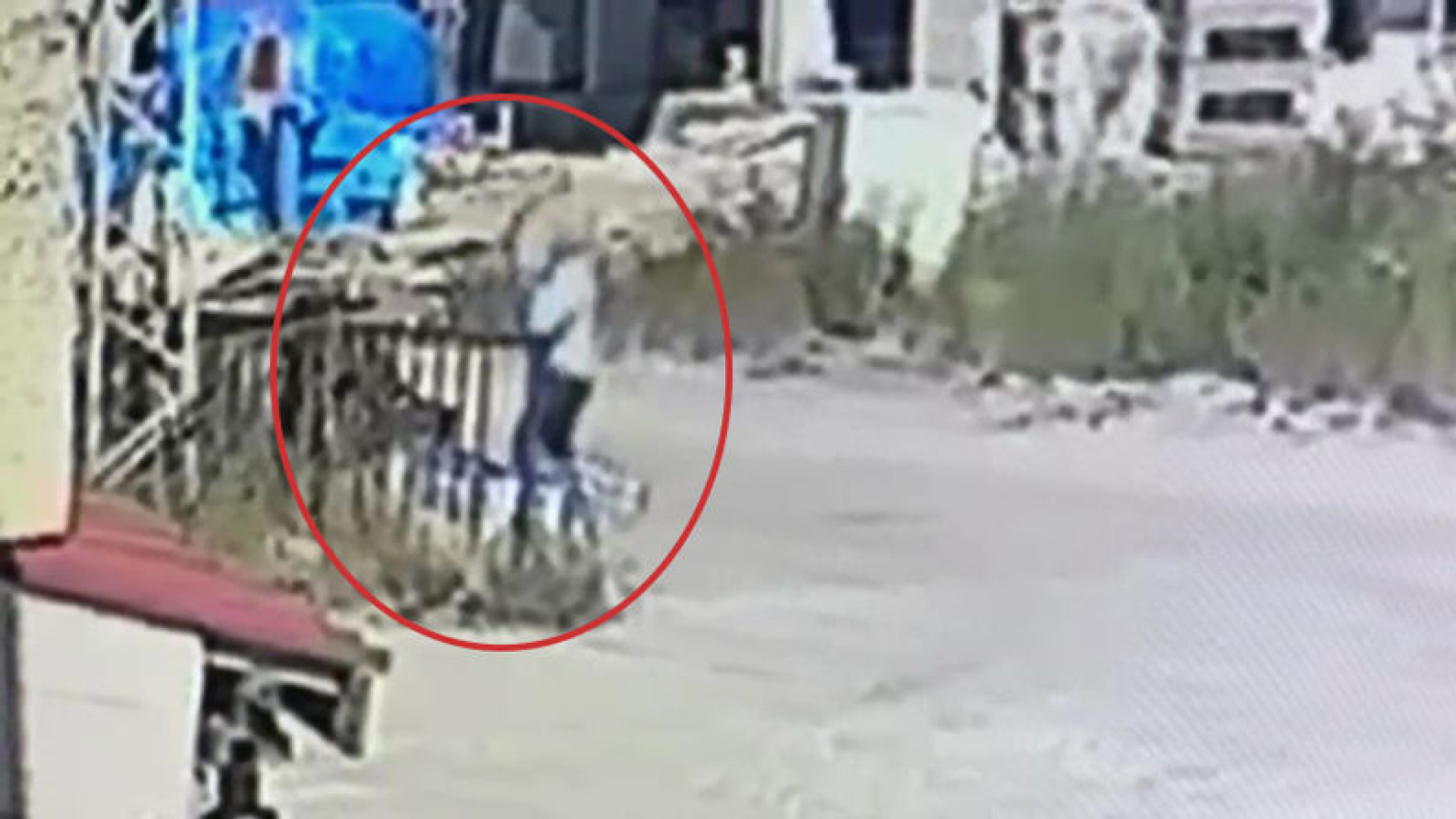 Sivas'ta Baltalı Saldırı: 3 Kişi Yaralandı, Şüpheli Gözaltında