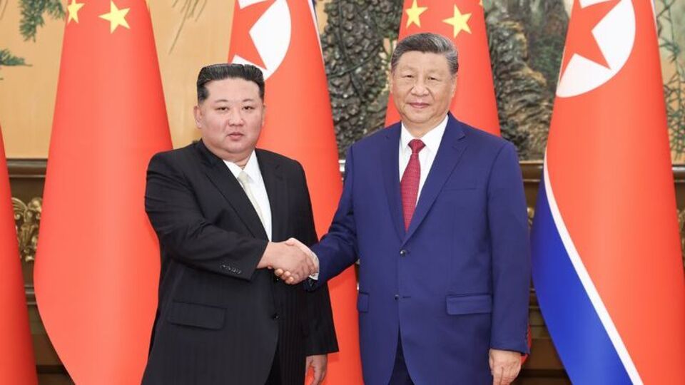 Şi Cinping, Kim Jong Un ile görüştü