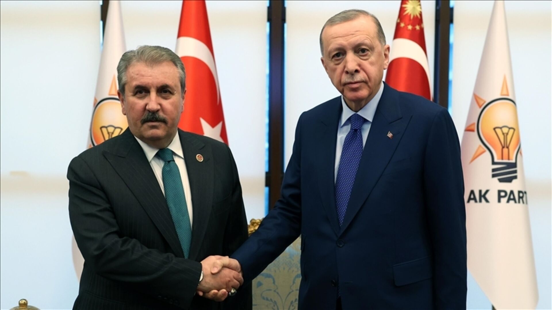 Cumhurbaşkanı Erdoğan'dan Mustafa Destici'ye tebrik mesajı