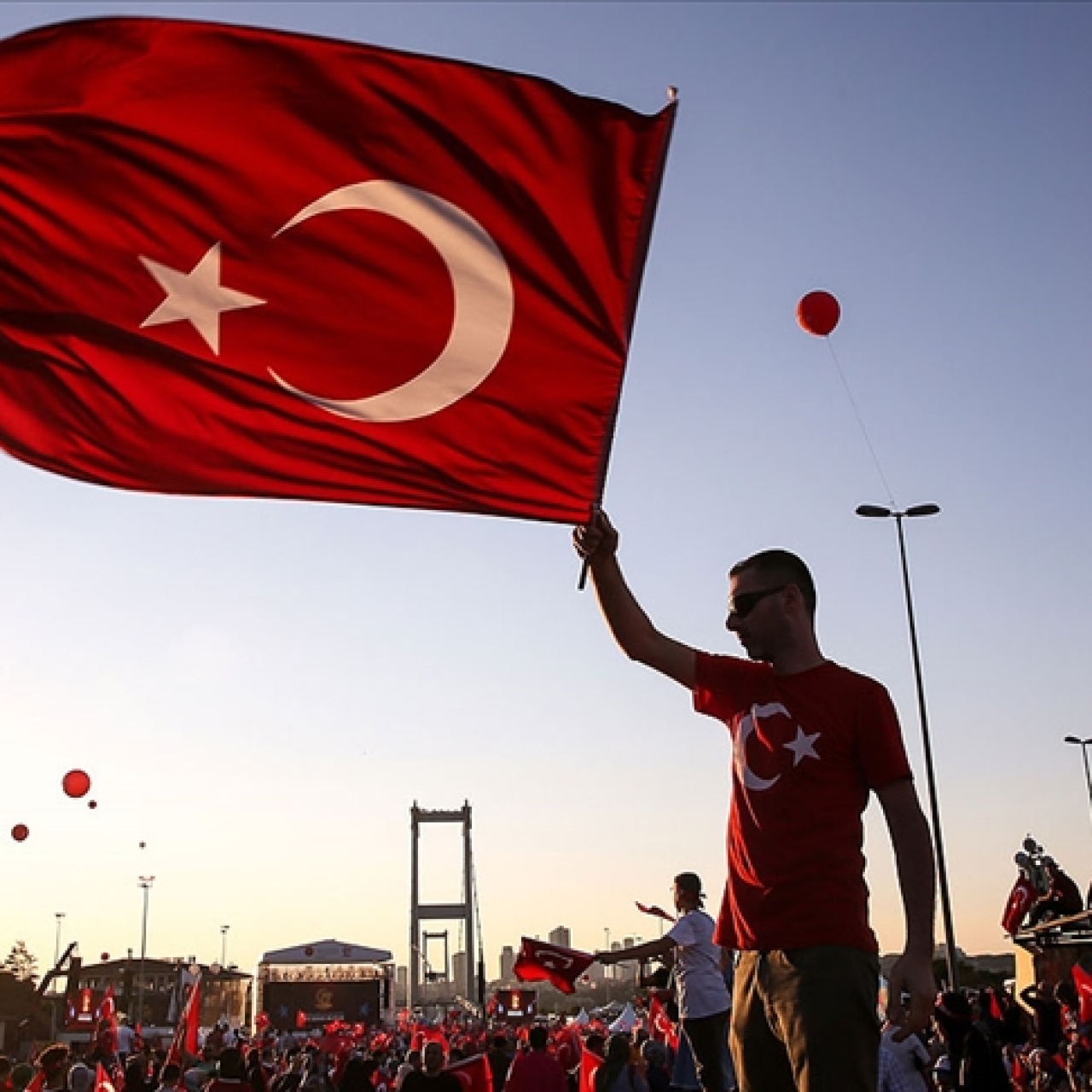 15 Temmuz'da resmi tatil uygulanacak mı?