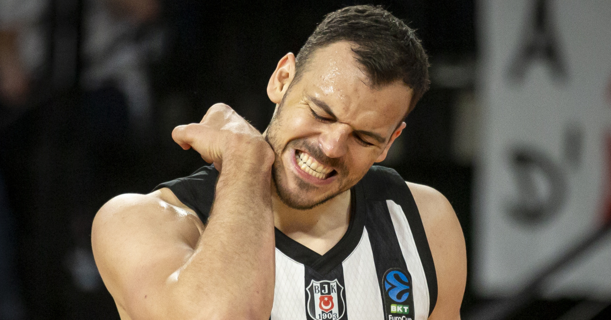 Beşiktaş GAİN Ante Zizic ameliyat edildi